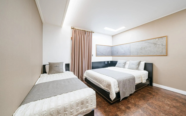 Hotel Major 2