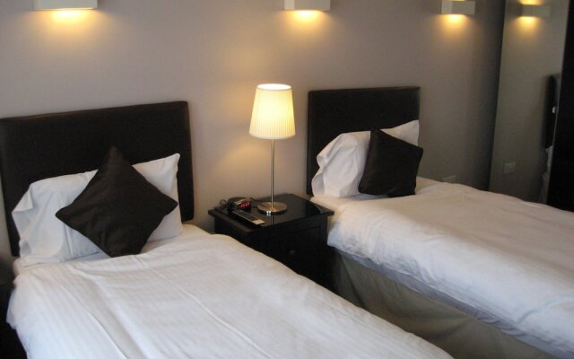 Maclean Guest House