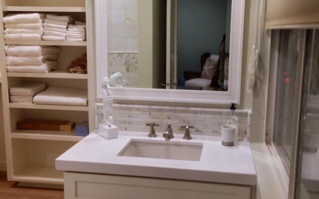 Ocean Front Walk Apartment #45129