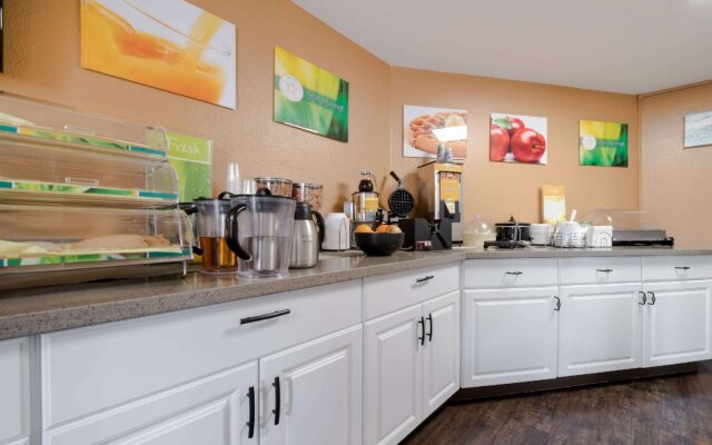 Quality Inn & Suites Silverdale Bangor - Keyport