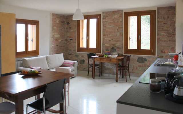 Antica Corte Leguzzano B&B