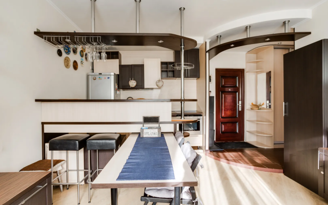 Home Like on Govorova Street 32