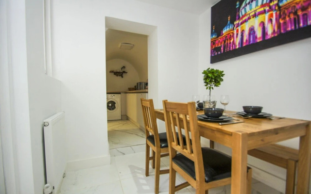 Montpelier Apartment Central by Brighton Holiday Lets