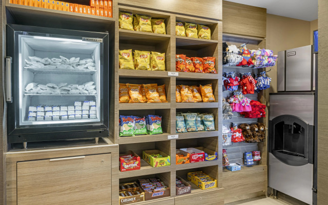 Best Western Plus Dartmouth Hotel & Suites