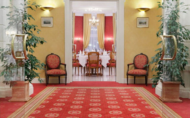 Relais Mercure Besancon Hotel Des Bains