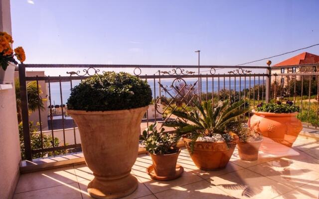 Anka - With Open Jacuzzi - SA2