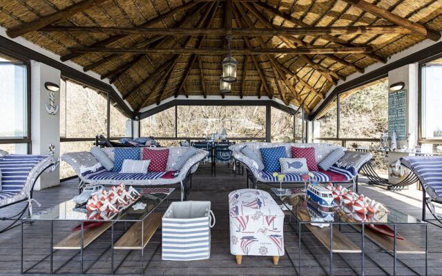 Vaal River YOLO Spaces – Vaal River Bush Lodge