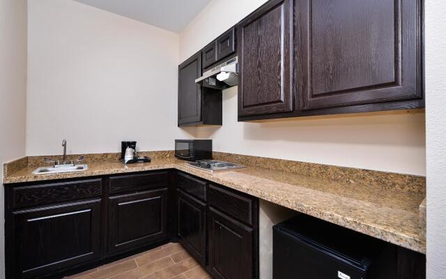 Americas Best Value Inn & Suites Cuero