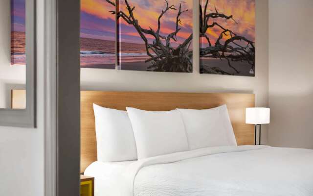 Days Inn by Wyndham Kingsland GA