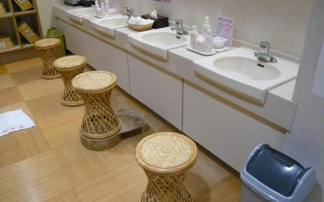 Atami Ajiro Onsen Hot Springs Hotel Shofuen – Bathroom – Atami