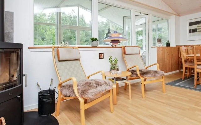 6 Person Holiday Home in Jerup
