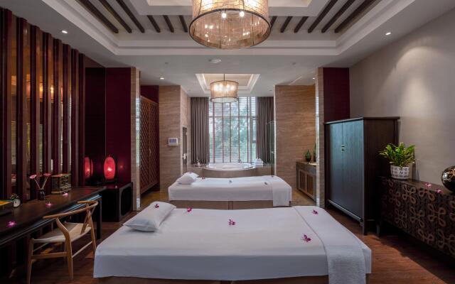 InterContinental Heilong Lake by IHG