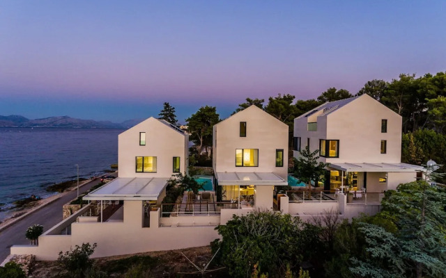 Omega Villas Complex