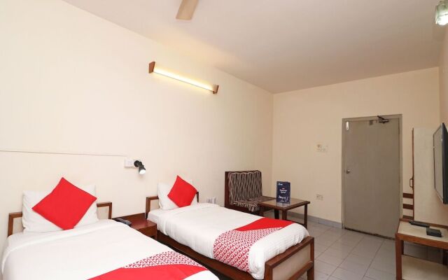 OYO 10571 Hotel Nova