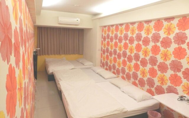 9527 Taichung Hostel