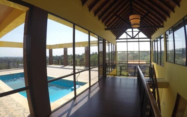 Azul Hotel & Spa