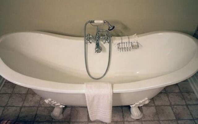 1818 Main Street Bed & Breakfast