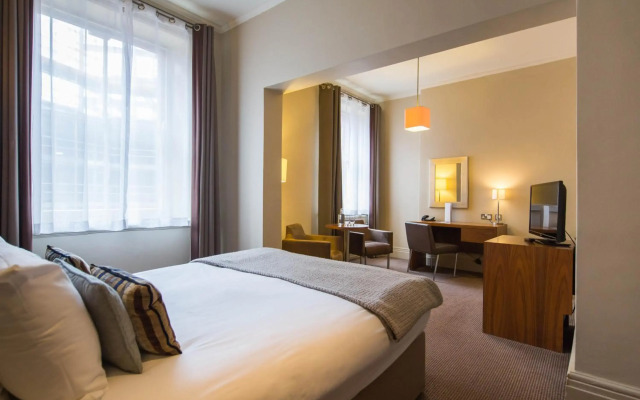 The Met Hotel