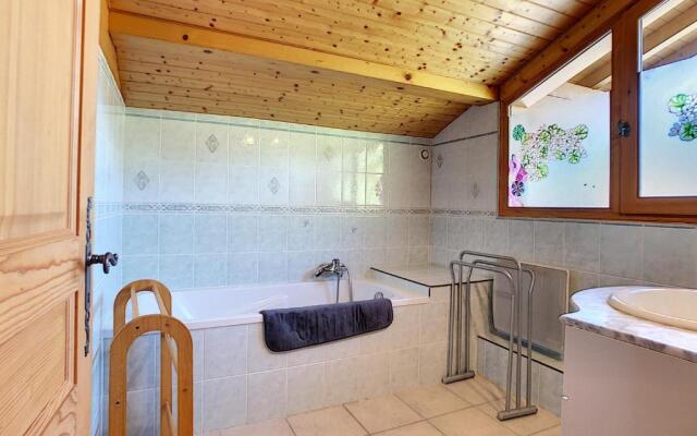 Chalet Les Gets, 5 pièces, 8 personnes - FR-1-454-61