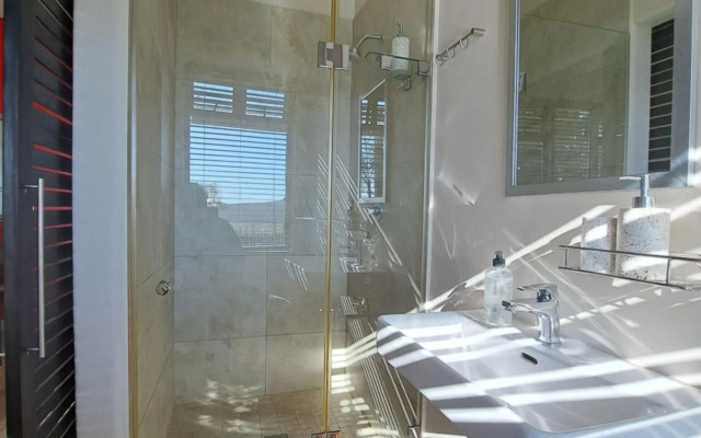 Sunrise and Sunset Apartments at Domaine Coutelier
