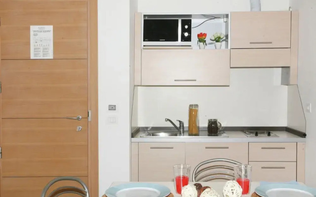 Residence Apartment Near the Beach