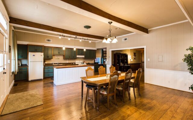 Red Rose Bed & Breakfast