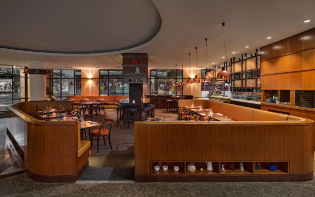 Mantra 2 Bond Street Sydney