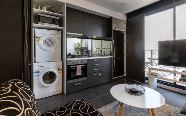 Modern Studio in Heart of Lively Chapel Street