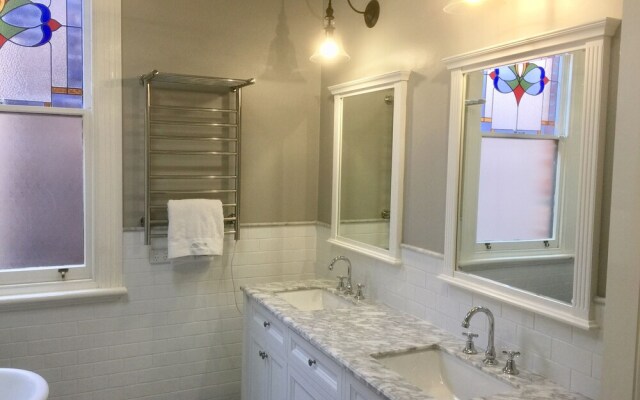 94 Highett - Inner City Period Home