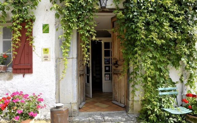 Hôtel Les Bains de Secours