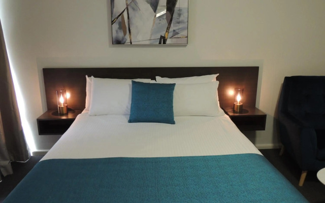 Premier Motor Inn