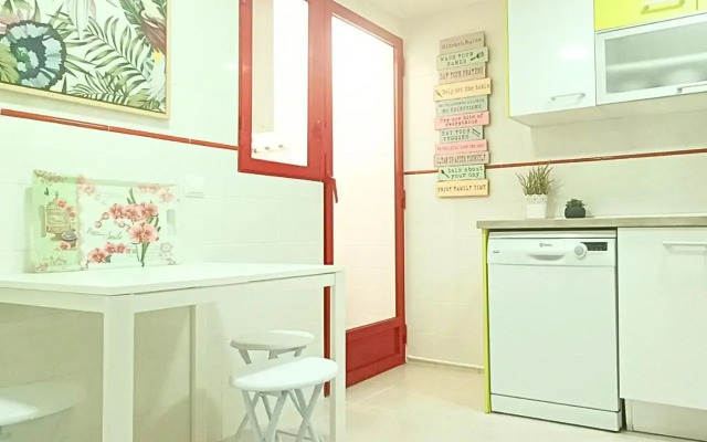Baby-Friendly Terrace Apartment