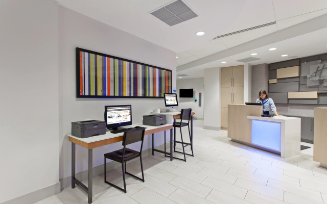 Holiday Inn Express West Los Angeles by IHG