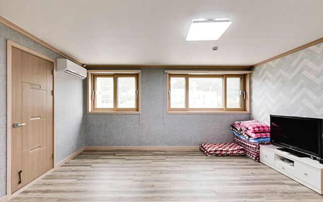 Yeosu Seongsim Pension