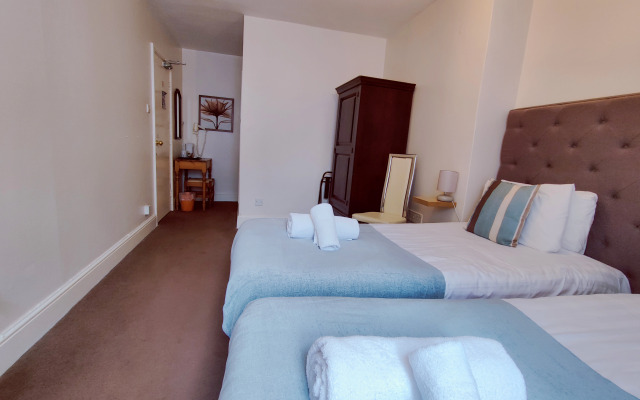 Wentworth House Hotel