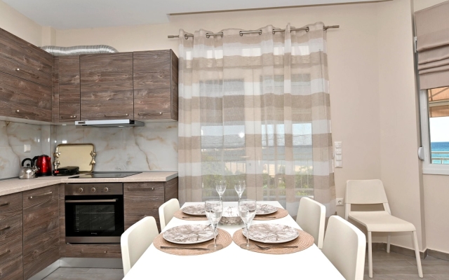 Sabbia Seafront Apartment 3 by TravelPro Servi...