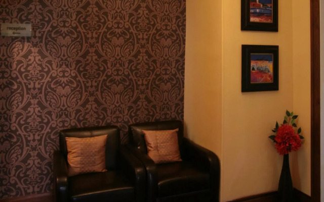 Acorn Hotel