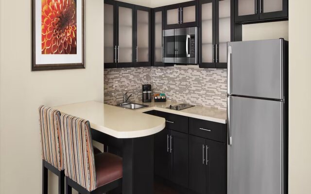 Hampton Inn & Suites Cathedral City