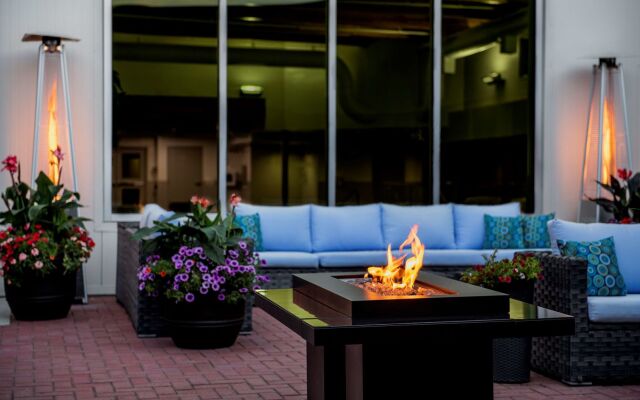 Red Deer Resort & Casino
