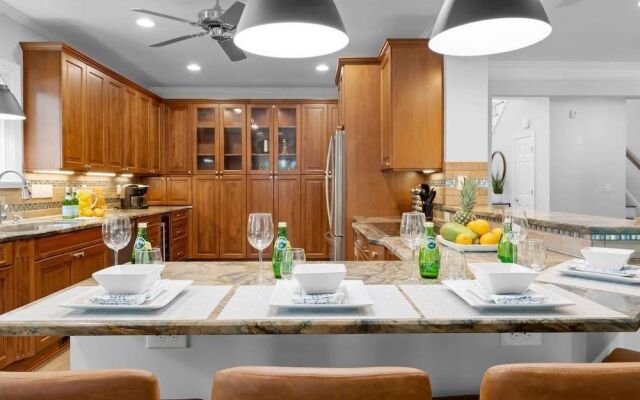 Grand Bay W/hot Tub, 440' Shoreline & Optional Boat Rental