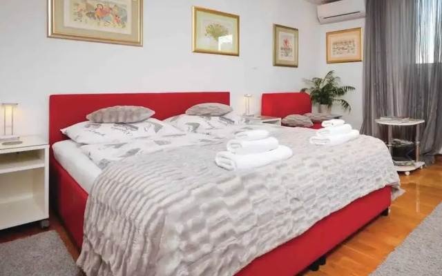New Cozy Penthouse With Panoramic View