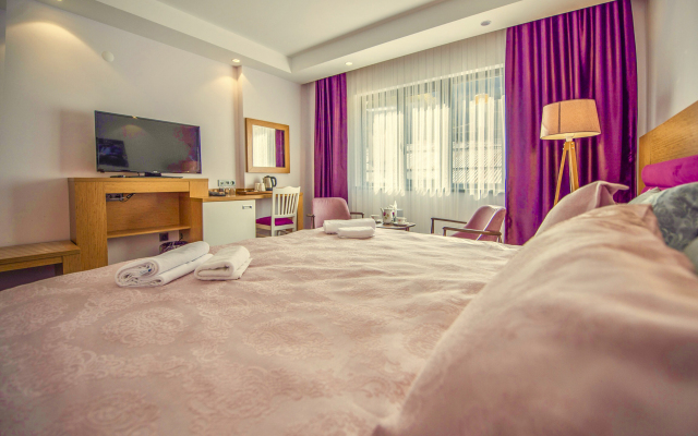 Golden Inn Hotel Uzungol