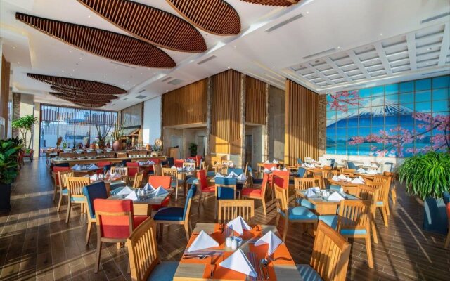 Sala Danang Beach Hotel