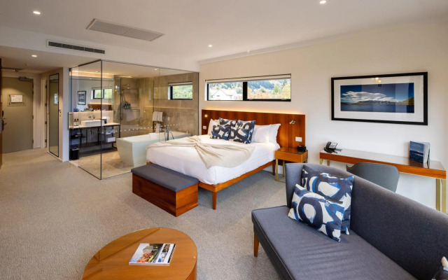 Queenstown Park Boutique Hotel