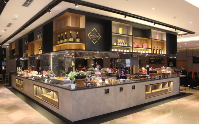 Novotel Jakarta Mangga Dua Square Hotel