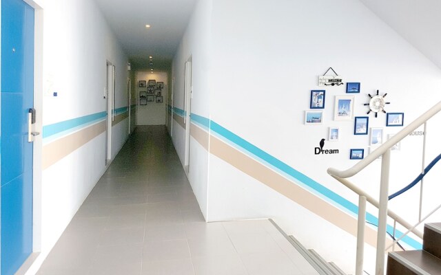 Chill House at Naiyang