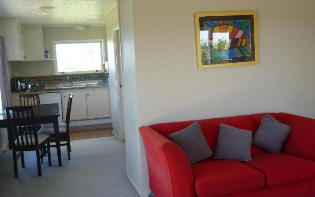 Ranui Lodge Motel