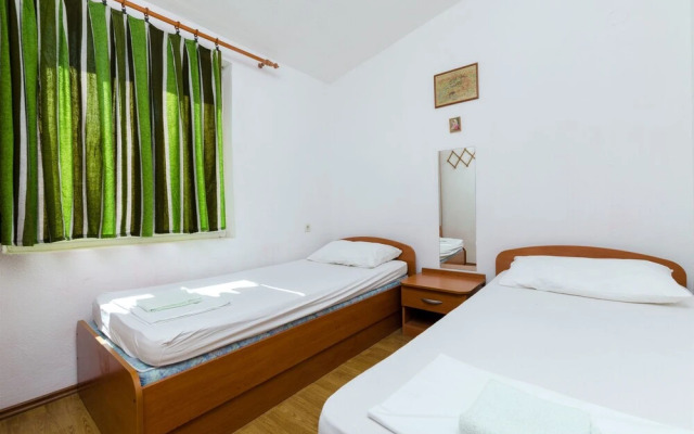 House Sliskovic