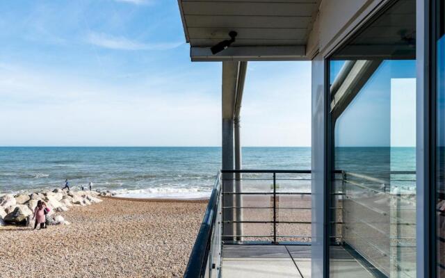 Amazing beach apartment