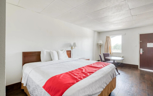 OYO Hotel San Antonio Lackland Air Force Base West